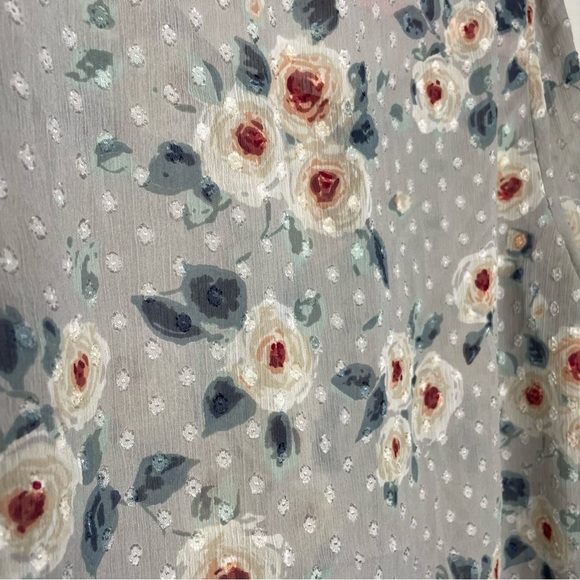 ⭐️(S) Lauren Conrad blue floral blouse - Picture 2 of 4